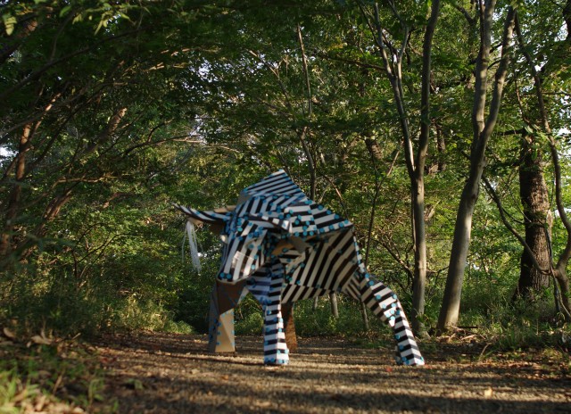 メイクドゥ(makedo)で、実物大のウシを作ってみた！